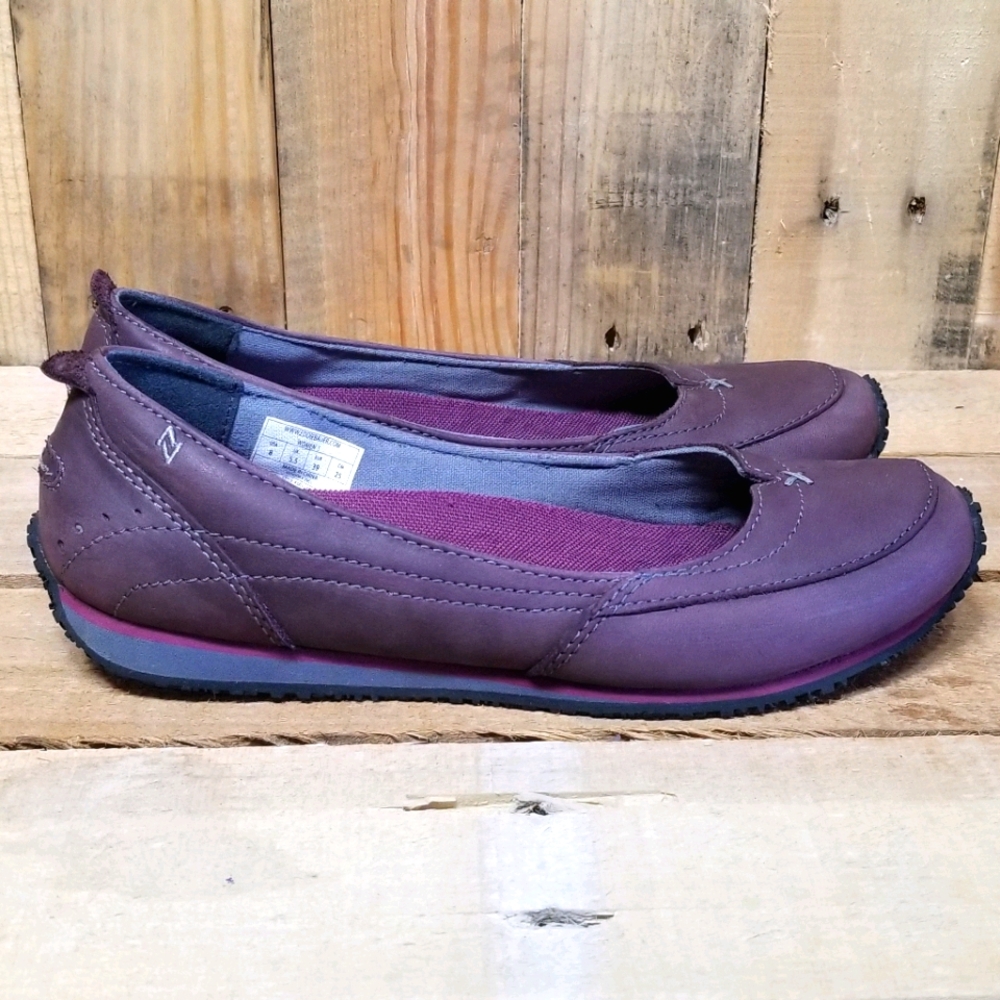 Eddie Bauer Purple Ballet Flat